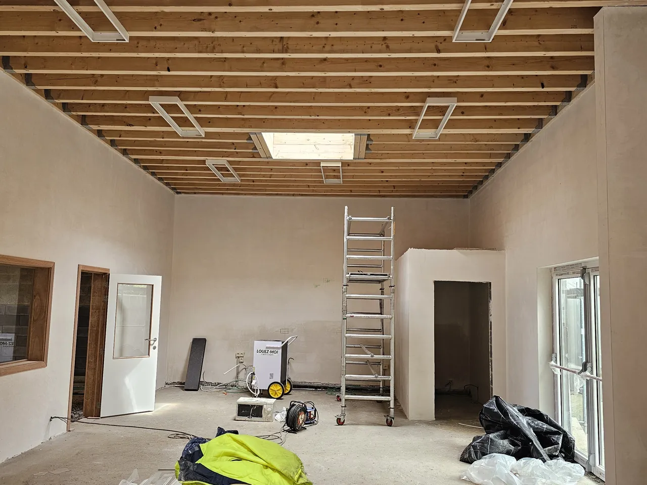 Chantier à ossature bois avec mezzanine